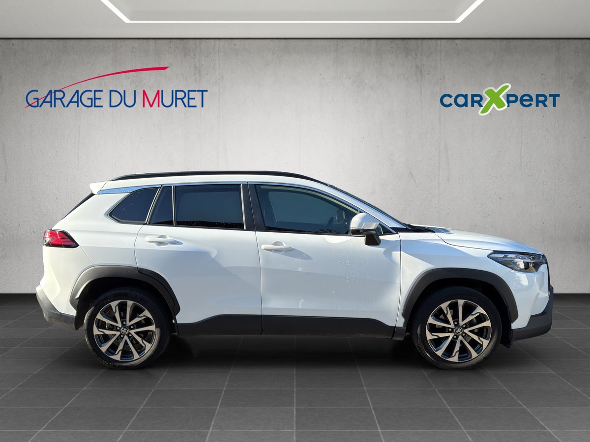 TOYOTA Corolla Cross 2.0 4WD Trend e-CVT, Voll-Hybrid Benzin/Elektro, Occasion / Gebraucht, Automatik - 2