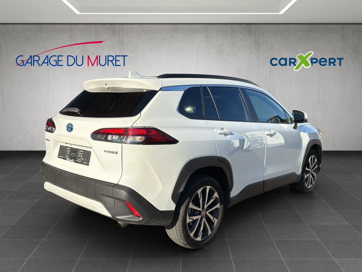 TOYOTA Corolla Cross 2.0 4WD Trend e-CVT, Voll-Hybrid Benzin/Elektro, Occasion / Gebraucht, Automatik - 3