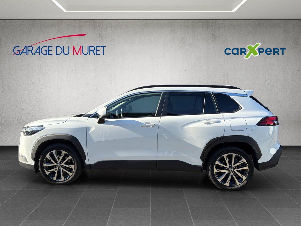TOYOTA Corolla Cross 2.0 4WD Trend e-CVT, Voll-Hybrid Benzin/Elektro, Occasion / Gebraucht, Automatik - 6