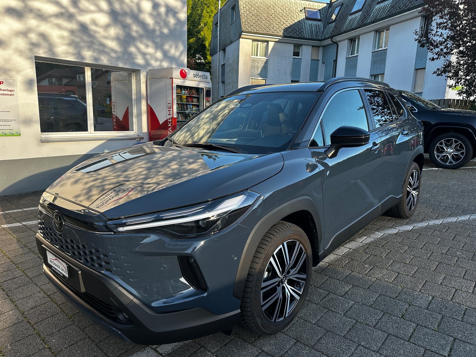 TOYOTA Corolla Cross 2.0 Premium e-CVT AWD, Benzina, Occasioni / Usate, Automatico - 2