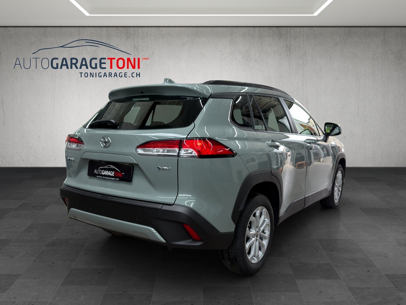 TOYOTA Corolla Cross 1.8 Trend e-CVT, Benzin, Occasion / Gebraucht, Automatik - 6