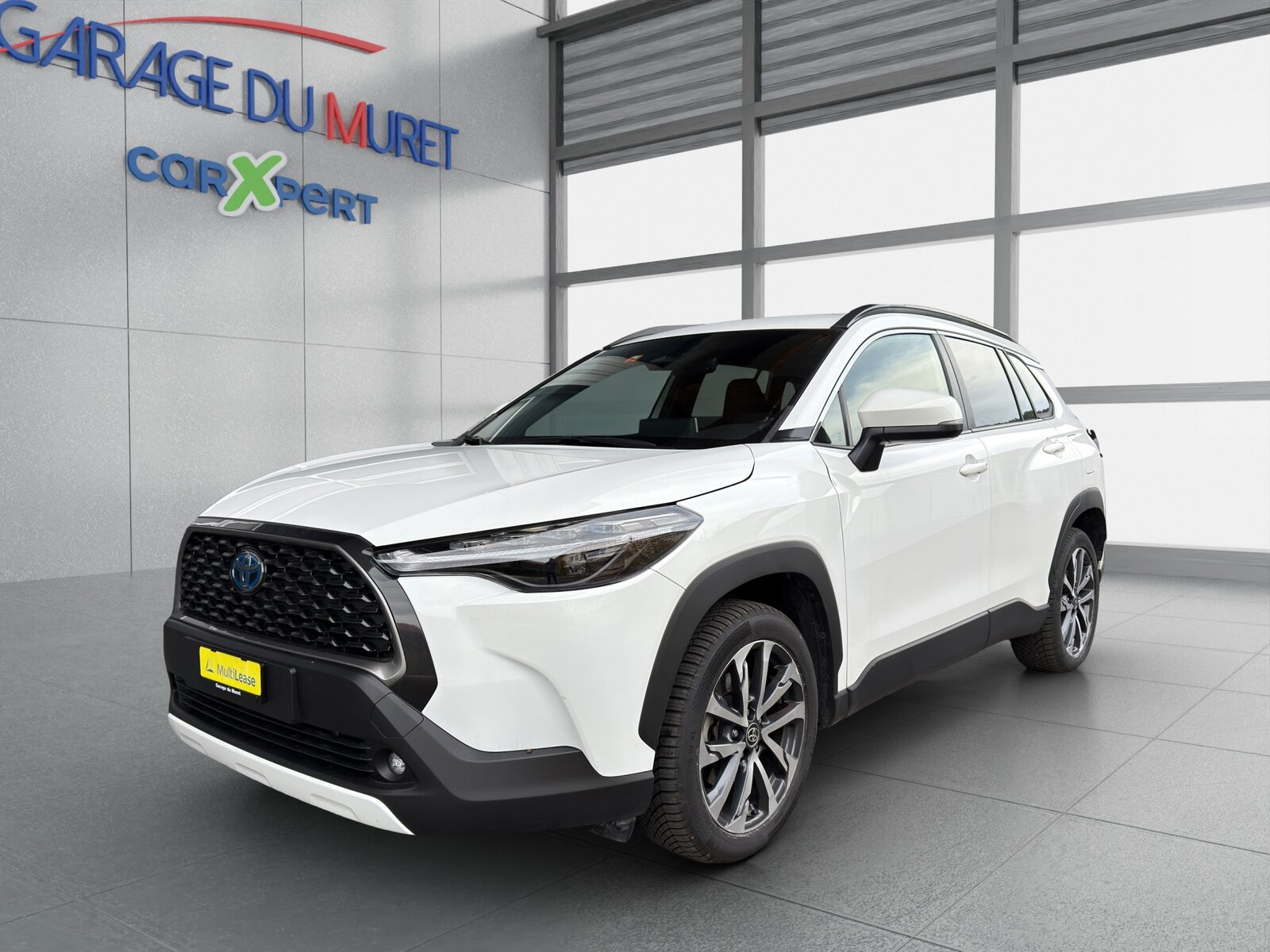 TOYOTA Corolla Cross 2.0 4WD Trend e-CVT