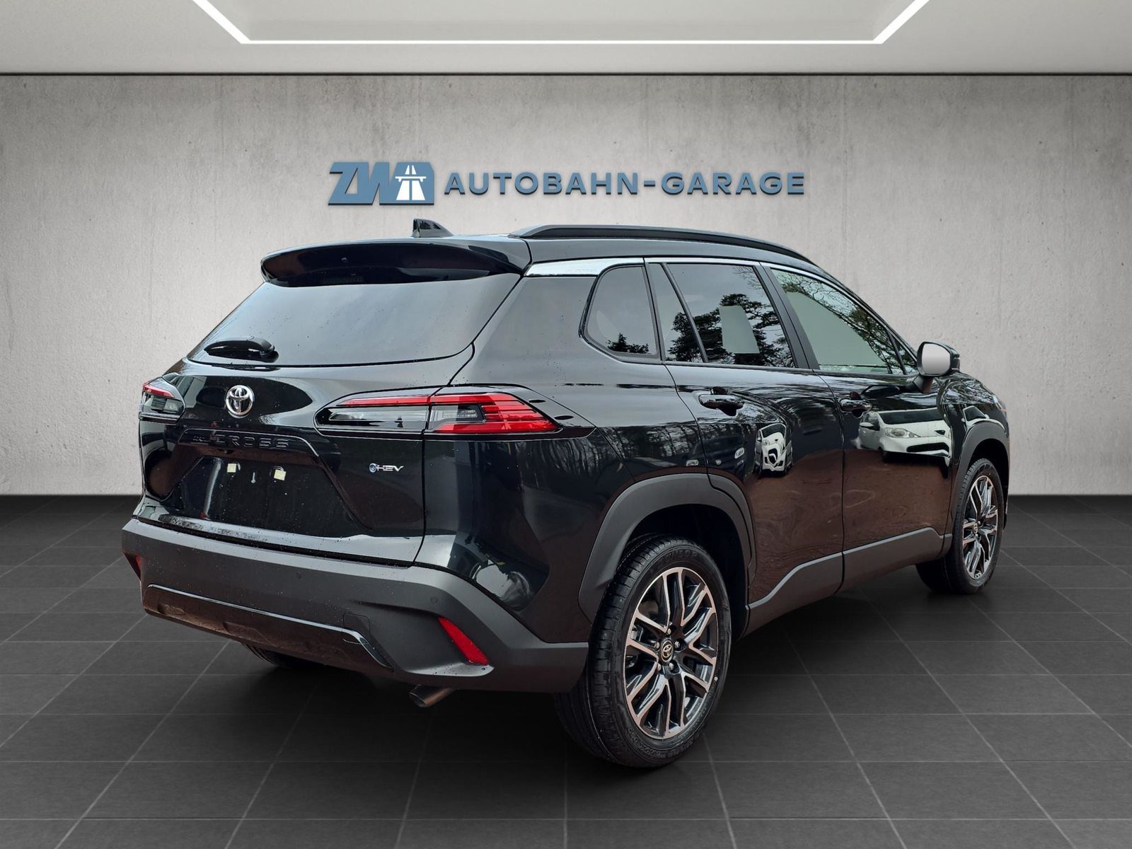 TOYOTA Corolla Cross 2.0 HSD Trend AWD-i, Hybride Integrale Benzina/Elettrica, Auto nuove, Automatico - 5