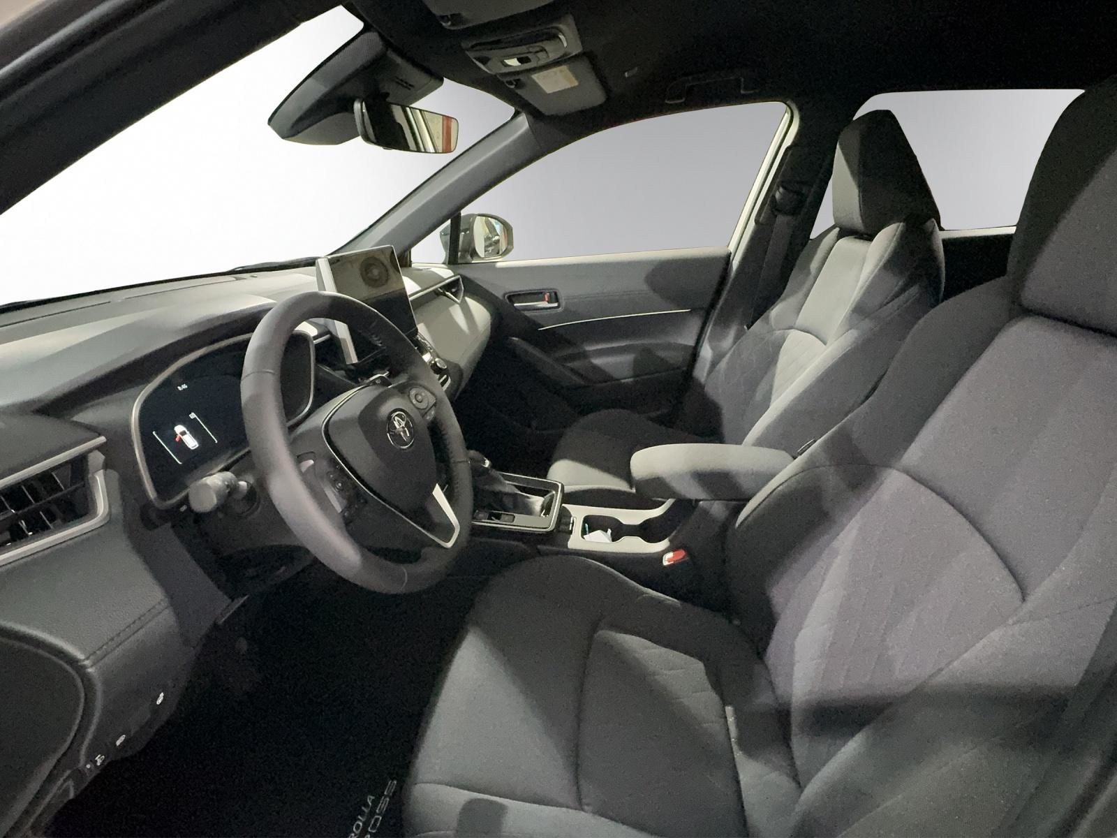 TOYOTA Corolla Cross 2.0 HSD Trend AWD-i, Full-Hybrid Petrol/Electric, New car, Automatic - 7
