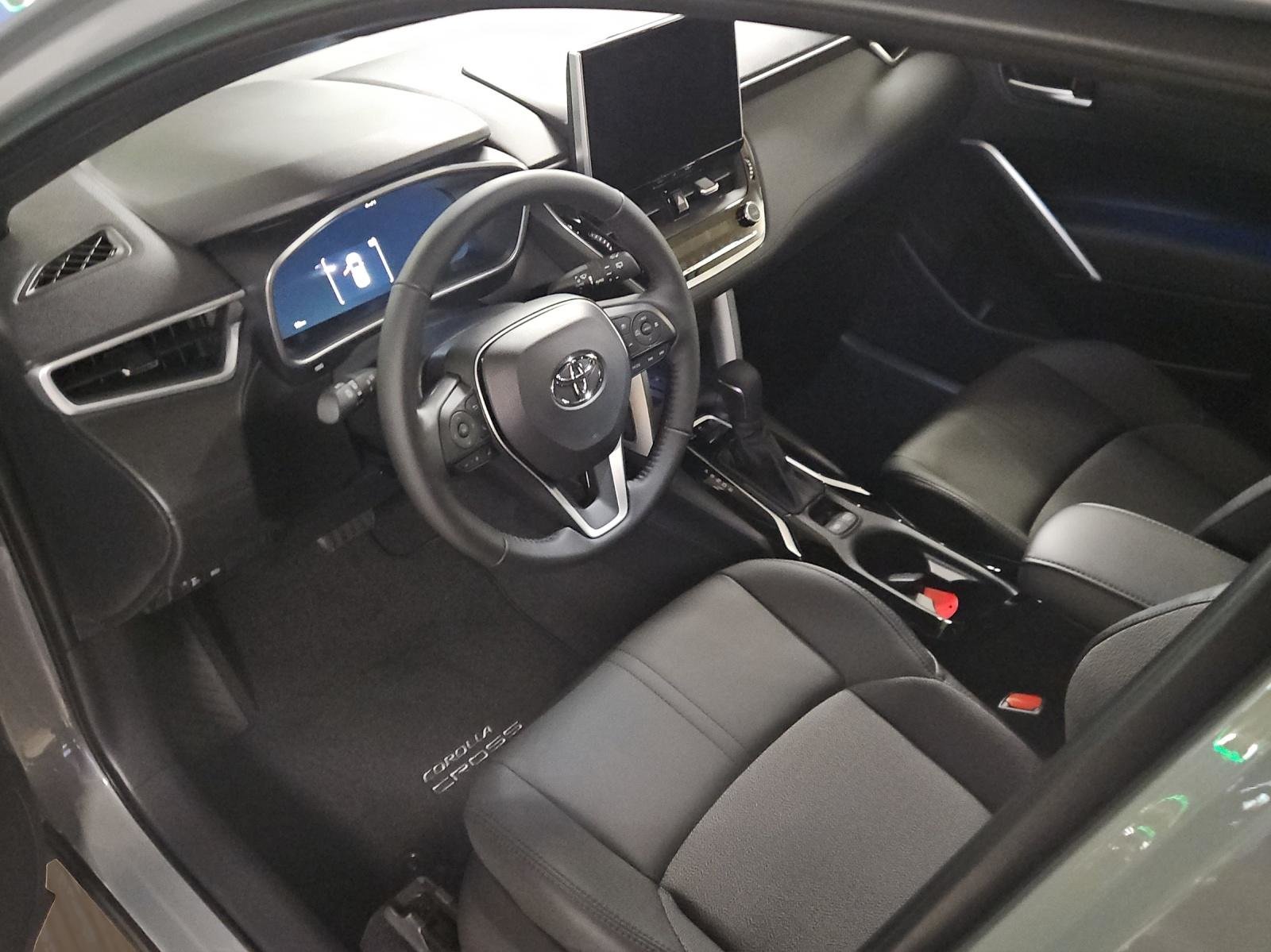 TOYOTA Corolla Cross 2.0 HSD Trend AWD-i, Hybride Integrale Benzina/Elettrica, Auto nuove, Automatico - 7
