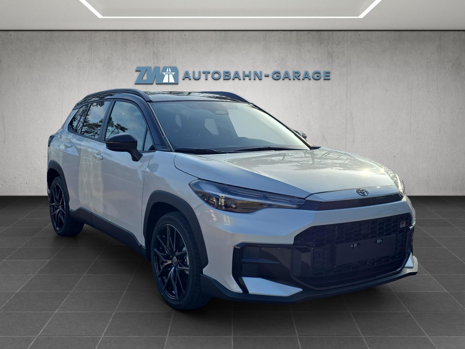 TOYOTA Corolla Cross 2.0 HSD GR Sport AWD-i, Hybride Intégral Essence/Électricité, Voiture nouvelle, Automatique - 7