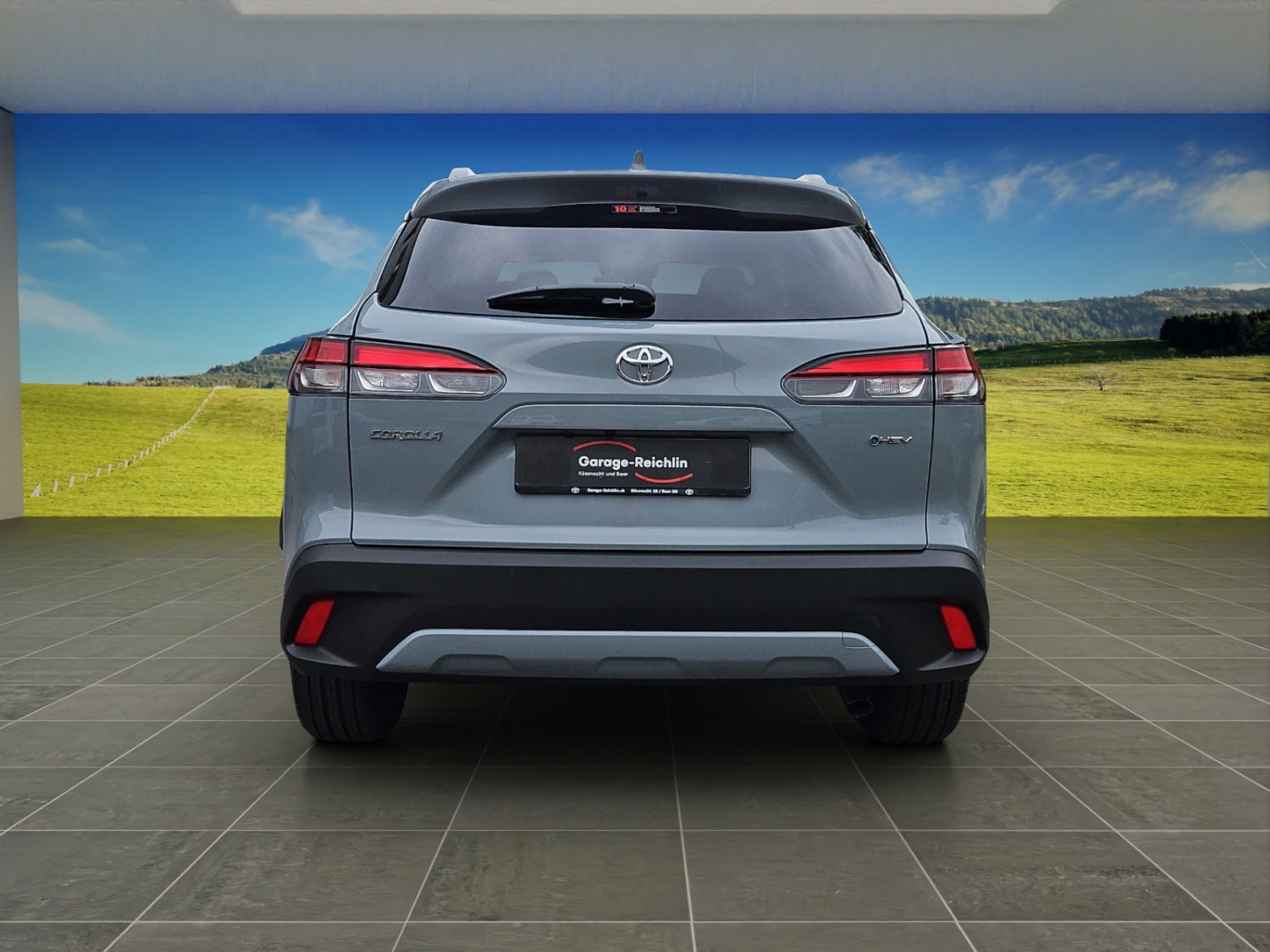 TOYOTA Corolla Cross 2.0 HSD Premium AWD-i, Full-Hybrid Petrol/Electric, New car, Automatic - 4