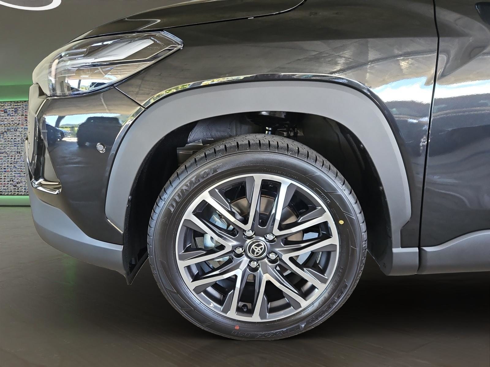 TOYOTA Corolla Cross 2.0 HSD Premium AWD-i, Voll-Hybrid Benzin/Elektro, Neuwagen, Automatik - 6