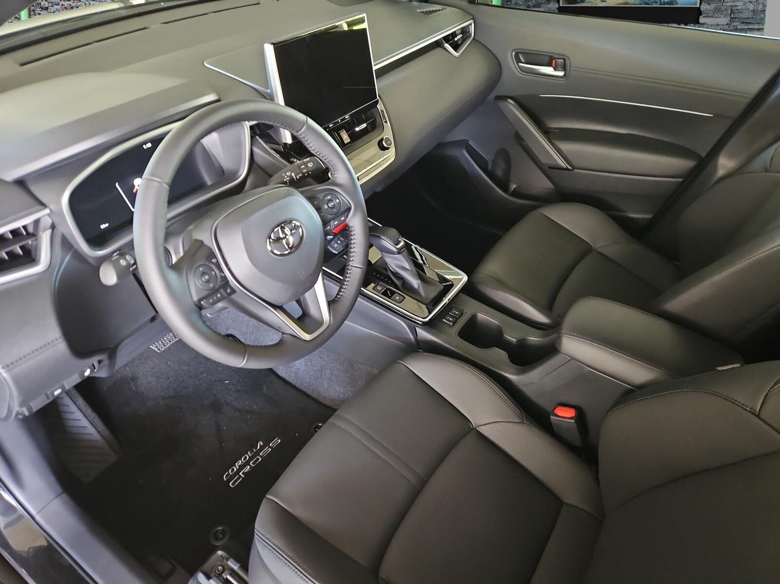 TOYOTA Corolla Cross 2.0 HSD Premium AWD-i, Voll-Hybrid Benzin/Elektro, Neuwagen, Automatik - 7