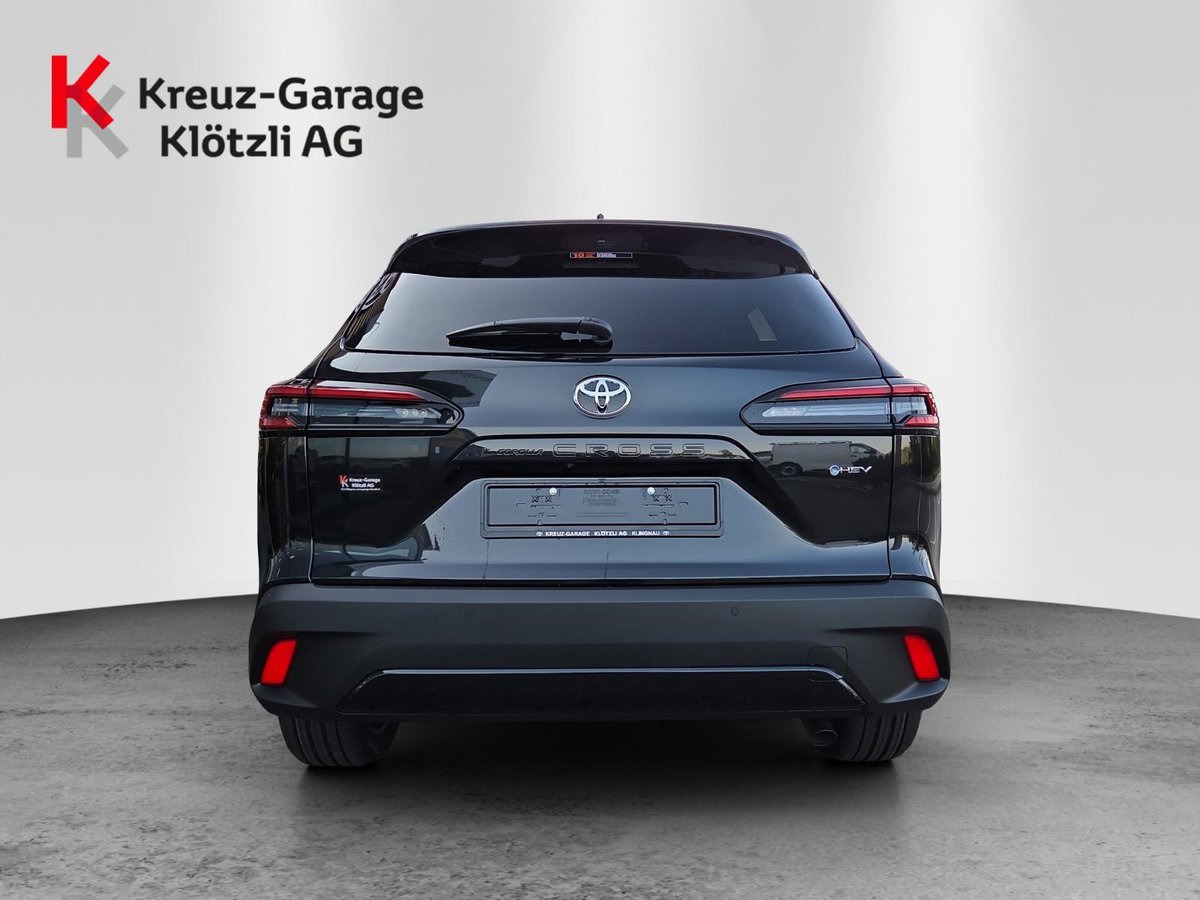 TOYOTA Corolla Cross 2.0 HSD Premium AWD-i, Hybride Intégral Essence/Électricité, Occasion / Utilisé, Automatique - 4