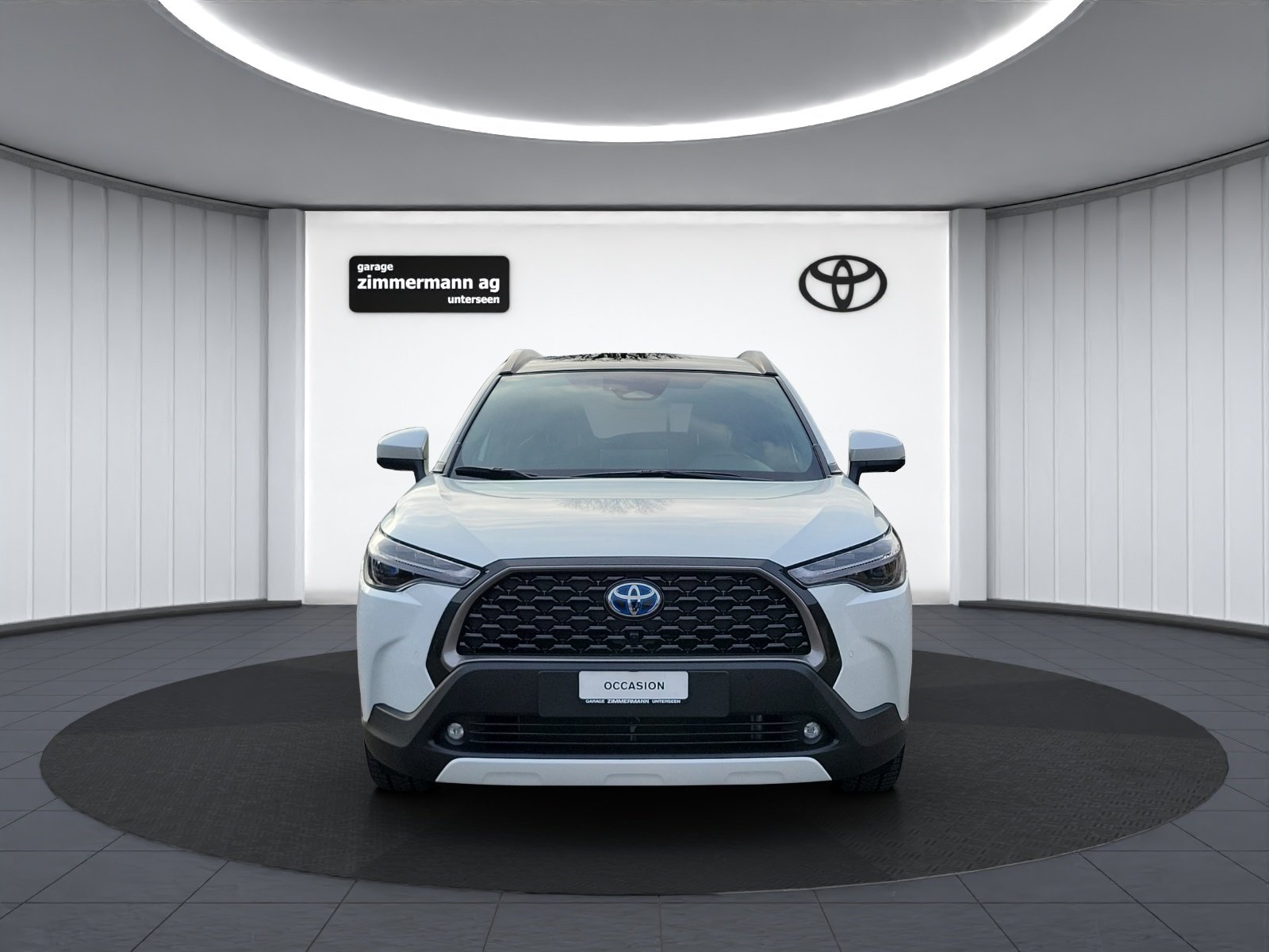 TOYOTA Corolla Cross 2.0 HSD Premium AWD-i, Full-Hybrid Petrol/Electric, Second hand / Used, Automatic - 2
