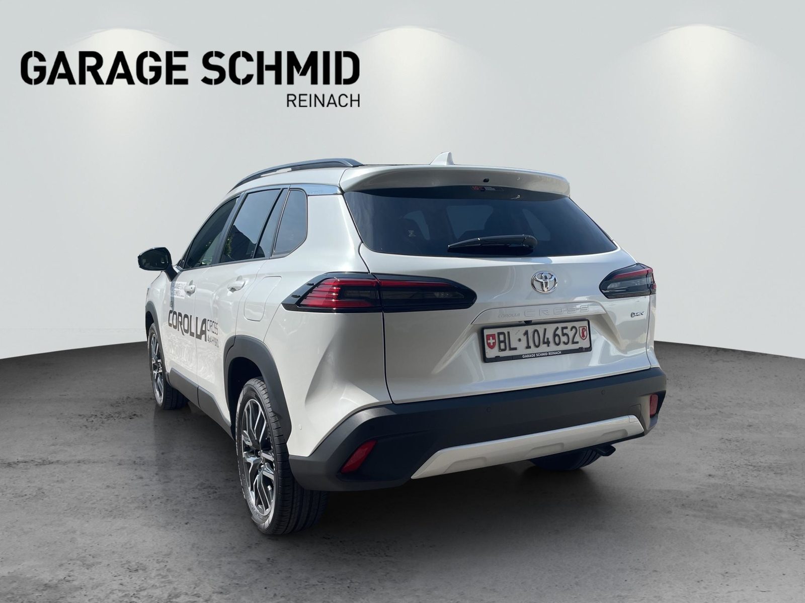 TOYOTA Corolla Cross 2.0 HSD Premium AWD-i, Voll-Hybrid Benzin/Elektro, Vorführwagen, Automatik - 5