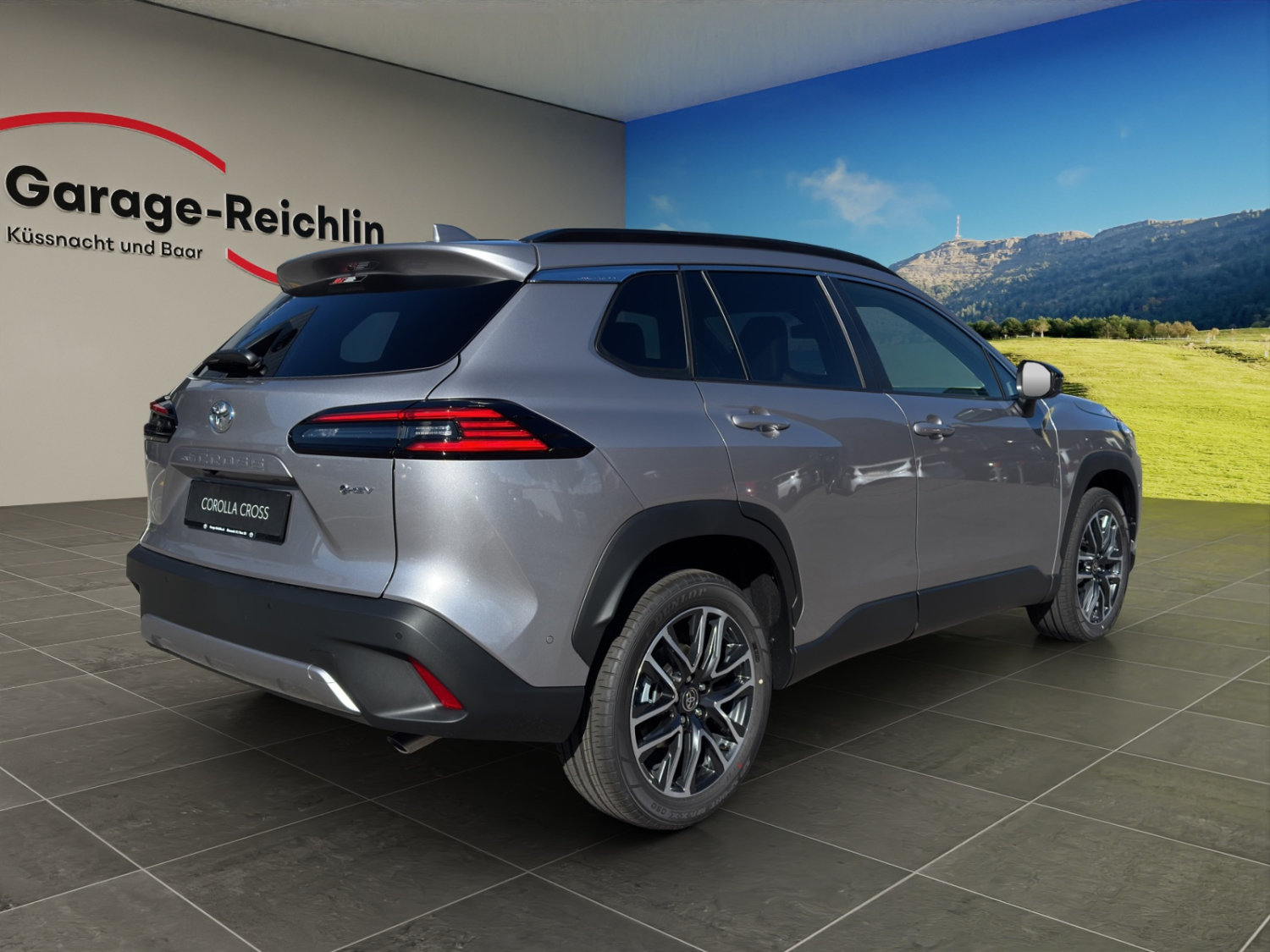 TOYOTA Corolla Cross 2.0 HSD Premium AWD-i, Full-Hybrid Petrol/Electric, Ex-demonstrator, Automatic - 5