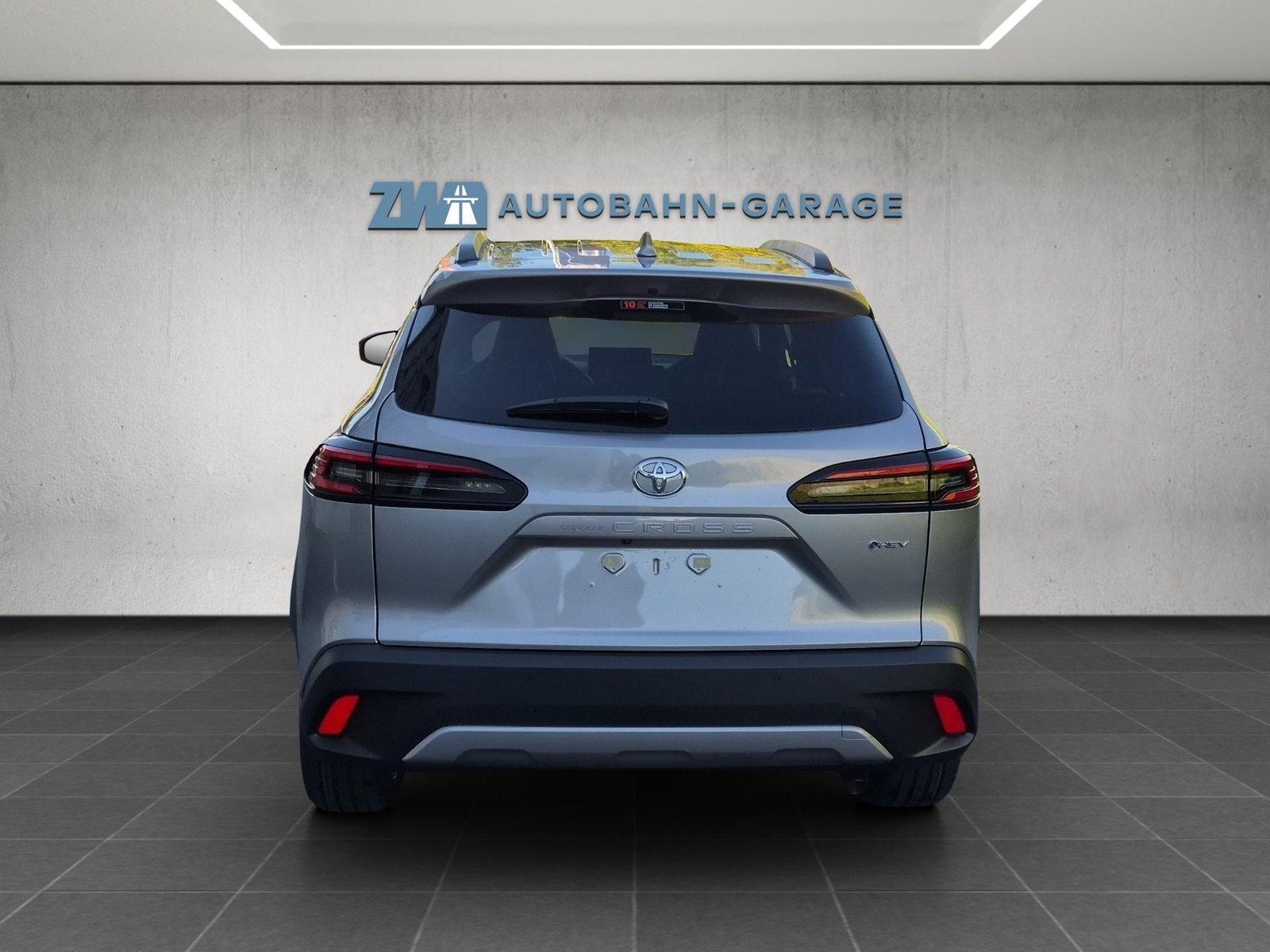 TOYOTA Corolla Cross 2.0 HSD Premium AWD-i, Voll-Hybrid Benzin/Elektro, Vorführwagen, Automatik - 4