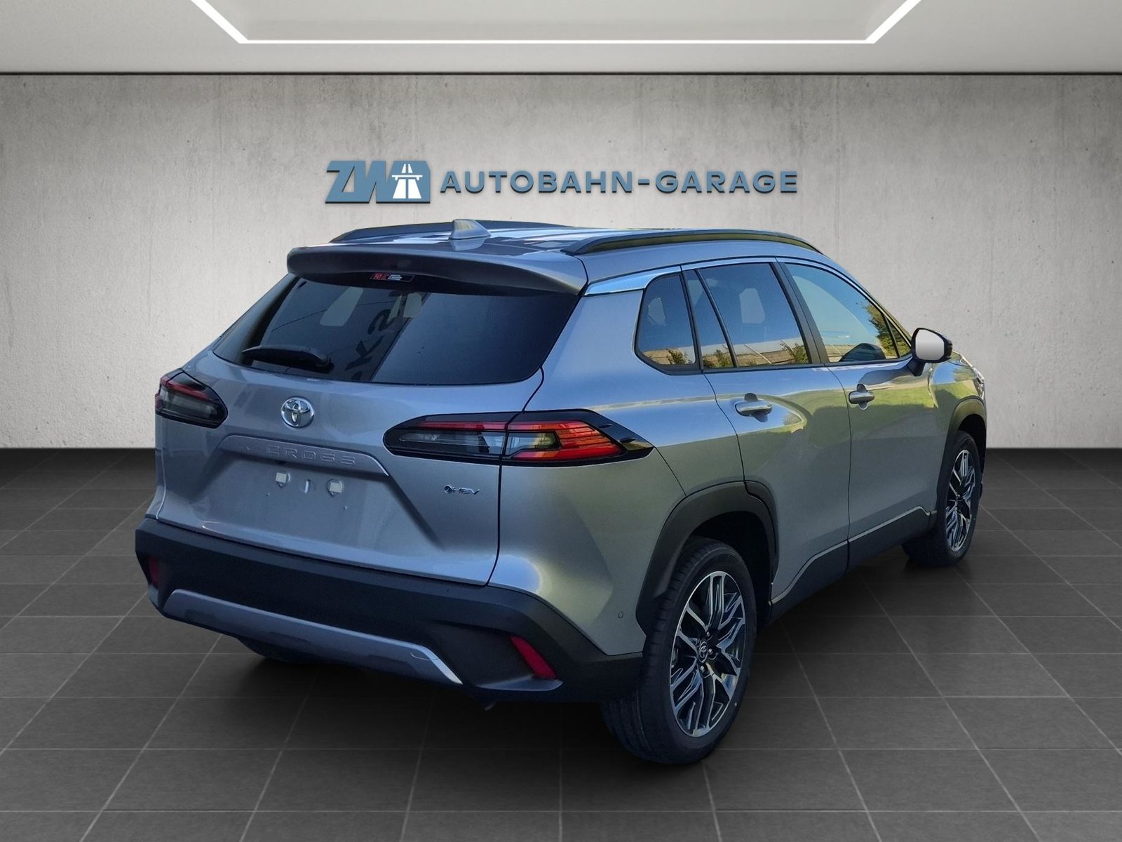 TOYOTA Corolla Cross 2.0 HSD Premium AWD-i, Voll-Hybrid Benzin/Elektro, Vorführwagen, Automatik - 5
