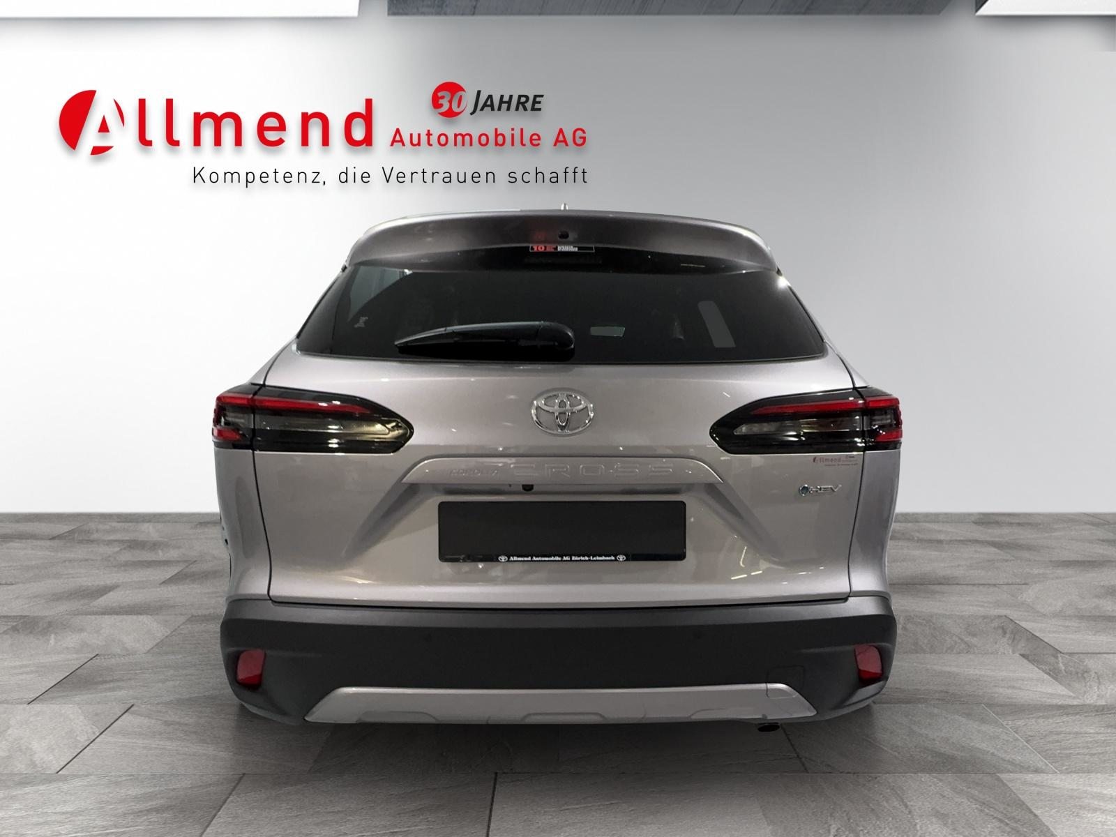 TOYOTA Corolla Cross 2.0 HSD Trend AWD-i, Hybride Integrale Benzina/Elettrica, Auto nuove, Automatico - 6