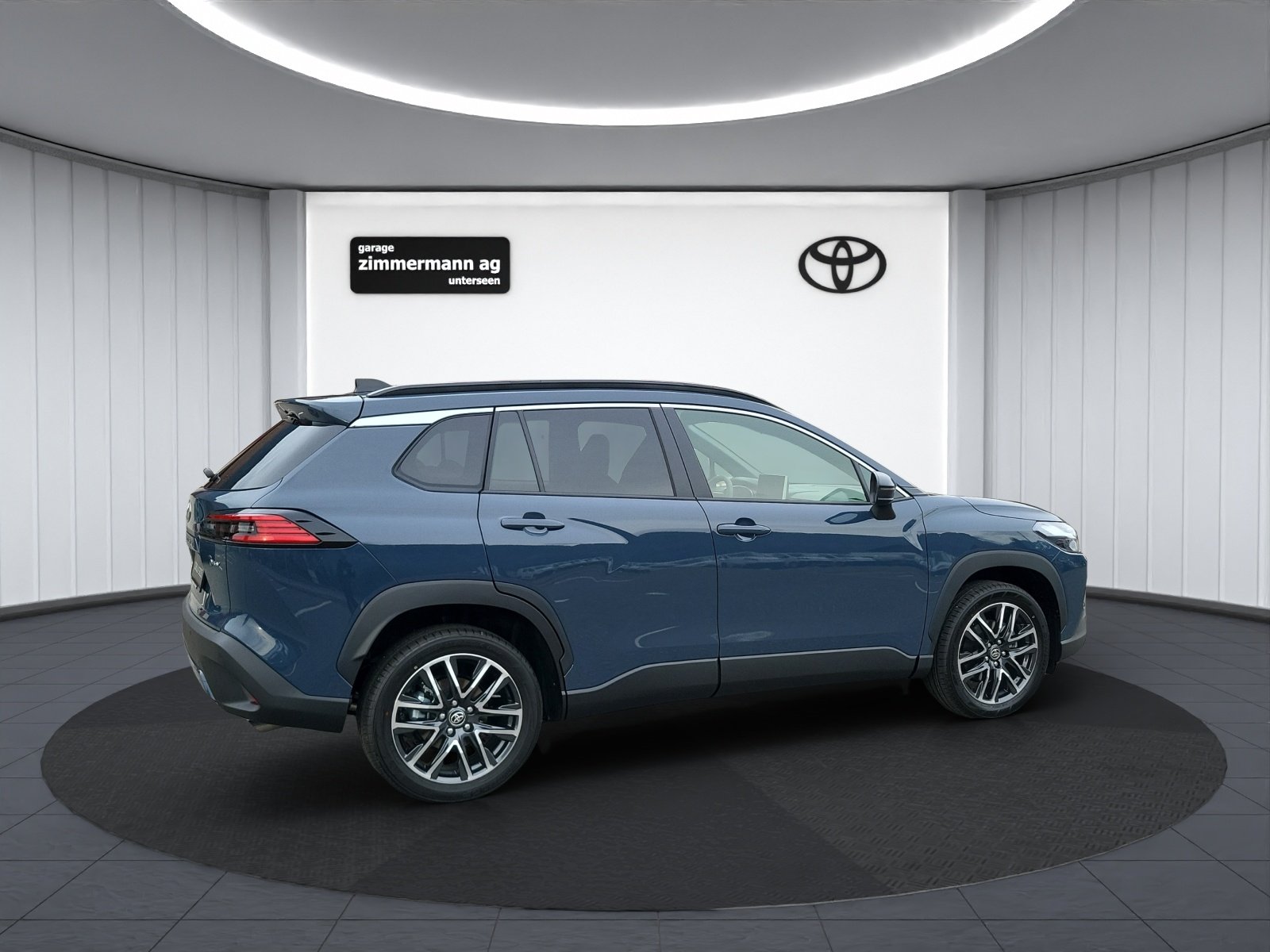 TOYOTA Corolla Cross 2.0 HSD Trend AWD, Full-Hybrid Petrol/Electric, New car, Automatic - 6