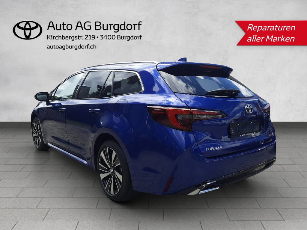 TOYOTA Corolla Touring Sports 2.0 HSD Trend, Full-Hybrid Petrol/Electric, New car, Automatic - 3