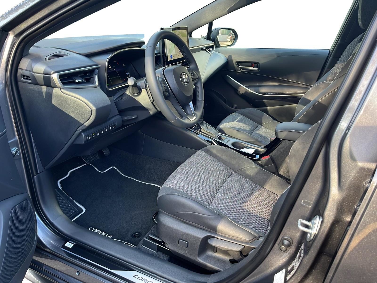 TOYOTA Corolla Touring Sports 2.0 HSD Trend, Voll-Hybrid Benzin/Elektro, Neuwagen, Automatik - 6