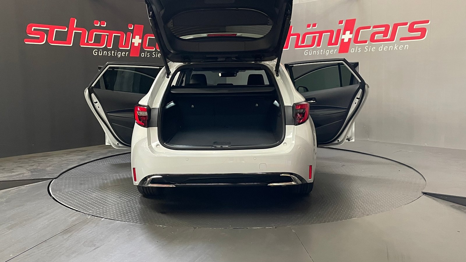 TOYOTA Corolla Touring Sports 2.0 HSD Premium e-CVT, Hybride Intégral Essence/Électricité, Voiture nouvelle, Automatique - 7