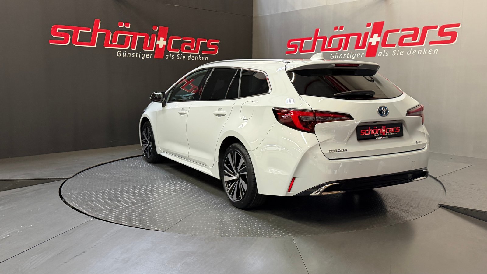 TOYOTA Corolla Touring Sports 2.0 HSD Trend e-CVT, Hybride Intégral Essence/Électricité, Voiture nouvelle, Automatique - 4