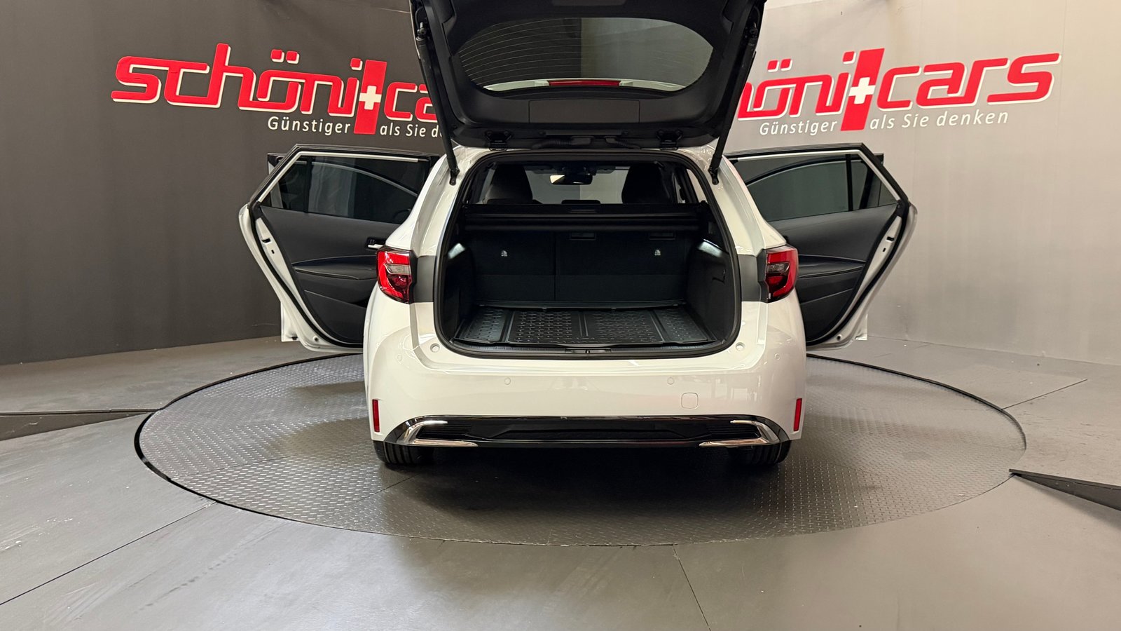 TOYOTA Corolla Touring Sports 2.0 HSD Trend e-CVT, Hybride Intégral Essence/Électricité, Voiture nouvelle, Automatique - 6