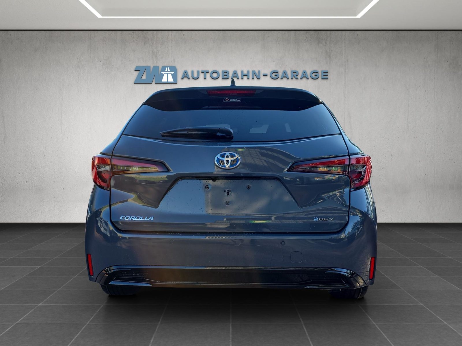 TOYOTA Corolla Touring Sports 2.0 HSD Swiss Edition, Full-Hybrid Petrol/Electric, New car, Automatic - 4