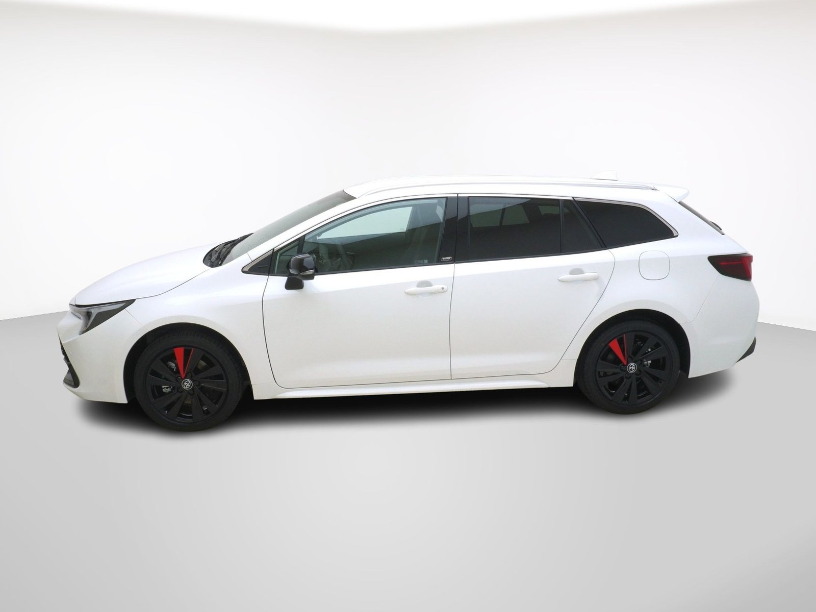 TOYOTA Corolla Touring Sports 2.0 HSD Swiss Edition, Full-Hybrid Petrol/Electric, New car, Automatic - 2