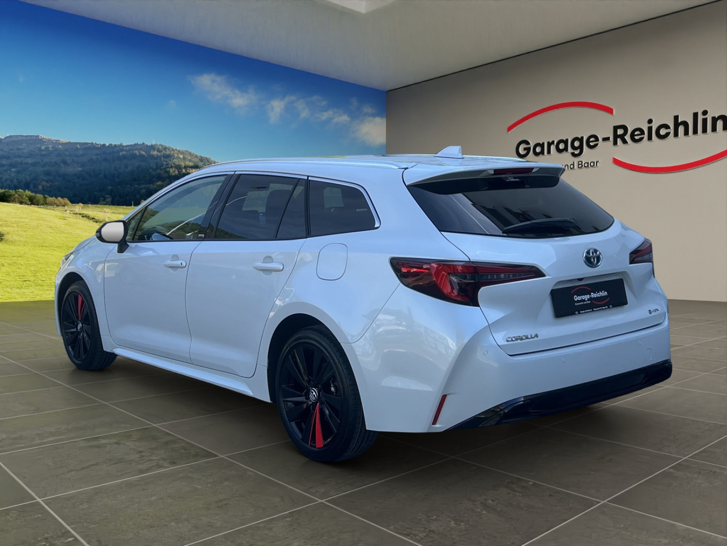 TOYOTA Corolla Touring Sports 2.0 HSD Swiss Edition, Hybride Intégral Essence/Électricité, Voiture nouvelle, Automatique - 3