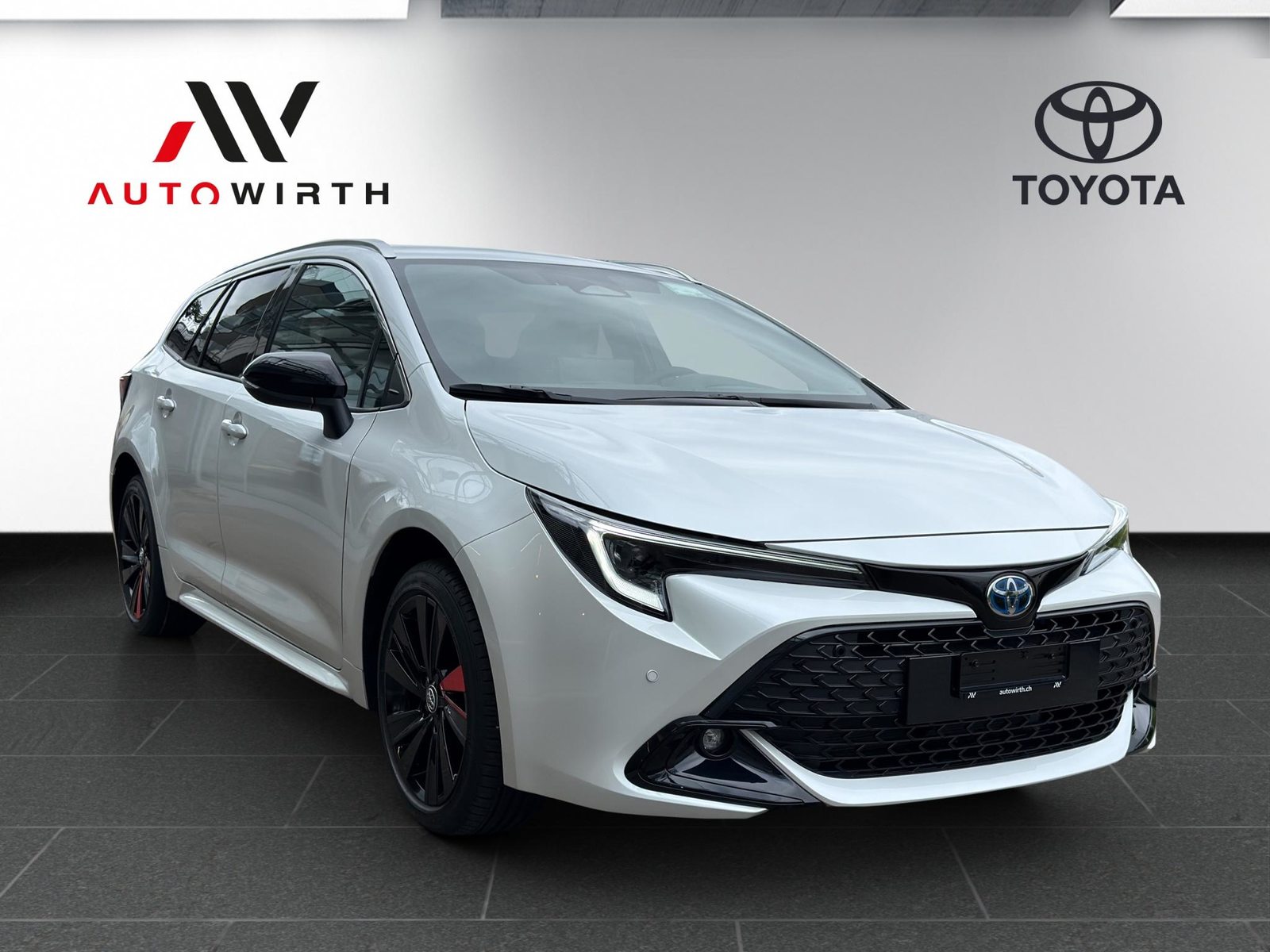 TOYOTA Corolla Touring Sports 2.0 HSD Swiss Edition, Full-Hybrid Petrol/Electric, New car, Automatic - 3