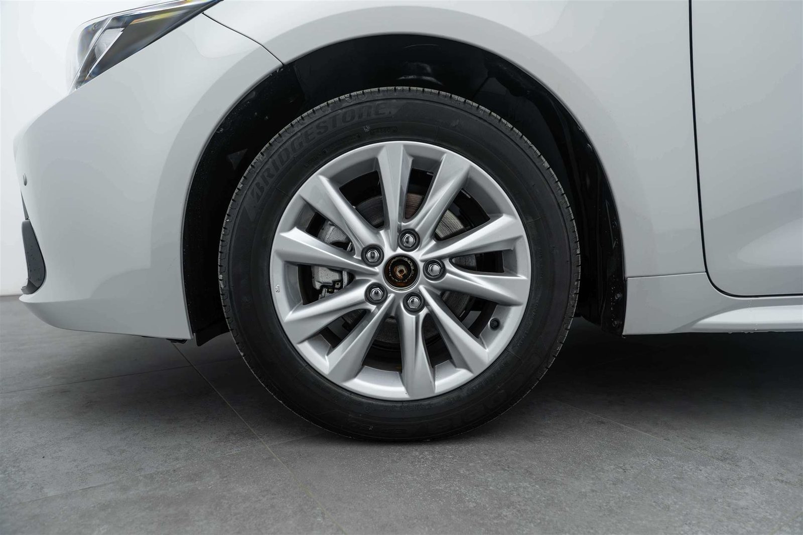 TOYOTA Corolla Touring Sports 1.8 HSD Comfort e-CVT Automat, Voll-Hybrid Benzin/Elektro, Neuwagen, Automatik - 6