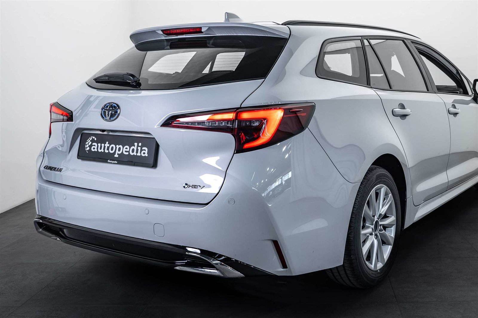 TOYOTA Corolla Touring Sports 1.8 HSD Comfort e-CVT Automat, Voll-Hybrid Benzin/Elektro, Neuwagen, Automatik - 4