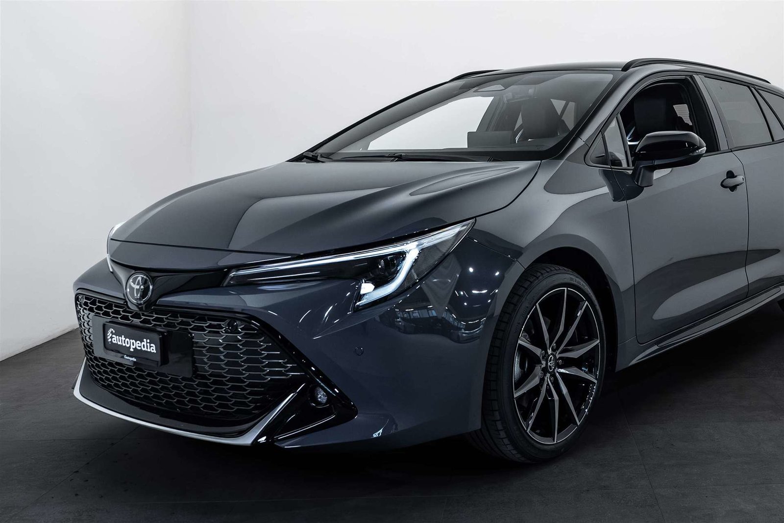 TOYOTA Corolla Touring Sports 2.0 HSD GR Sport e-CVT Automat, Voll-Hybrid Benzin/Elektro, Neuwagen, Automatik - 2