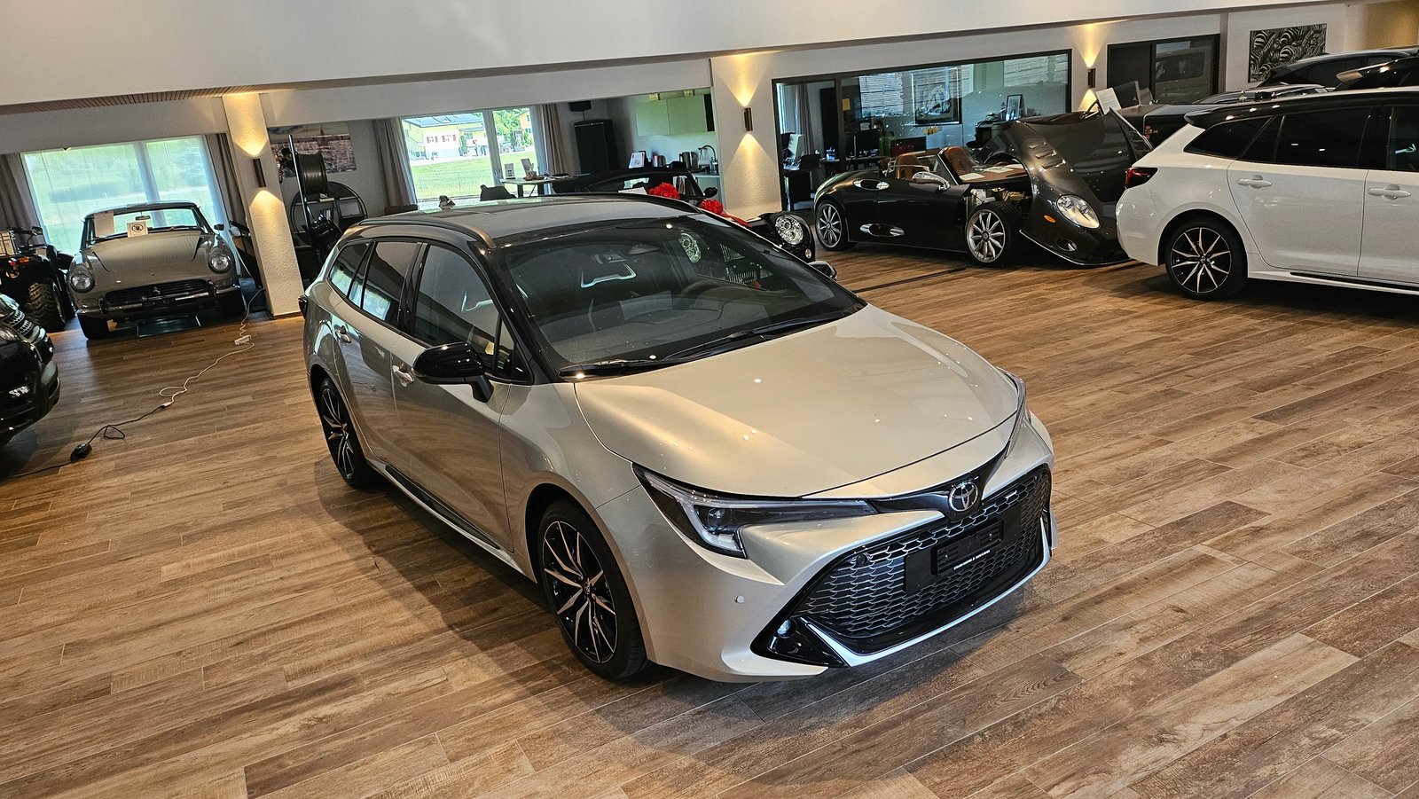 TOYOTA Corolla Touring Sports 2.0 HSD GR Sport e-CVT, Voll-Hybrid Benzin/Elektro, Neuwagen, Automatik - 6