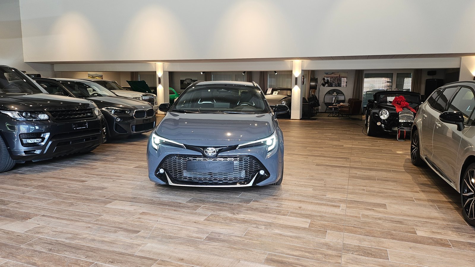 TOYOTA Corolla Touring Sports 2.0 HSD GR Sport e-CVT, Voll-Hybrid Benzin/Elektro, Neuwagen, Automatik - 3
