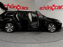 TOYOTA Corolla Touring Sports 2.0 HSD Trend e-CVT, Hybride Intégral Essence/Électricité, Voiture nouvelle, Automatique - 6