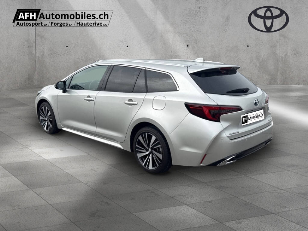 TOYOTA Corolla Touring Sports 1.8 HSD Trend, Hybride Intégral Essence/Électricité, Voiture nouvelle, Automatique - 3
