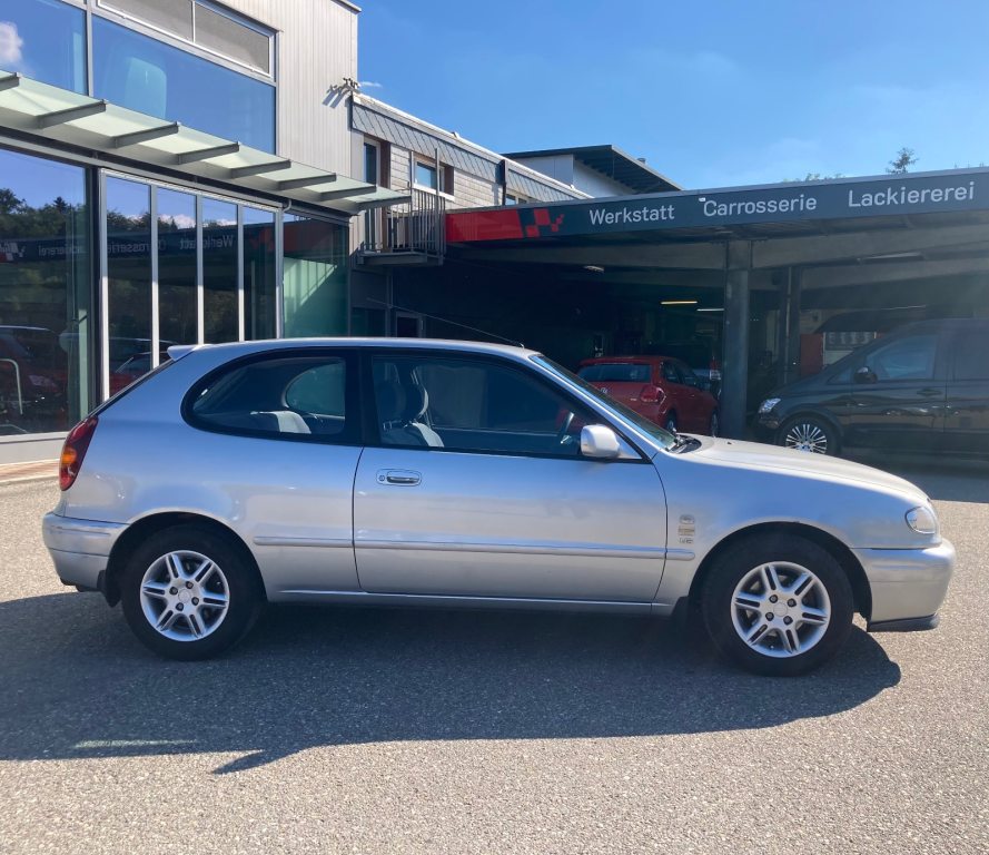 TOYOTA COROLLA 1.6 Linea Sol plus, Benzin, Occasion / Gebraucht, Automatik - 4