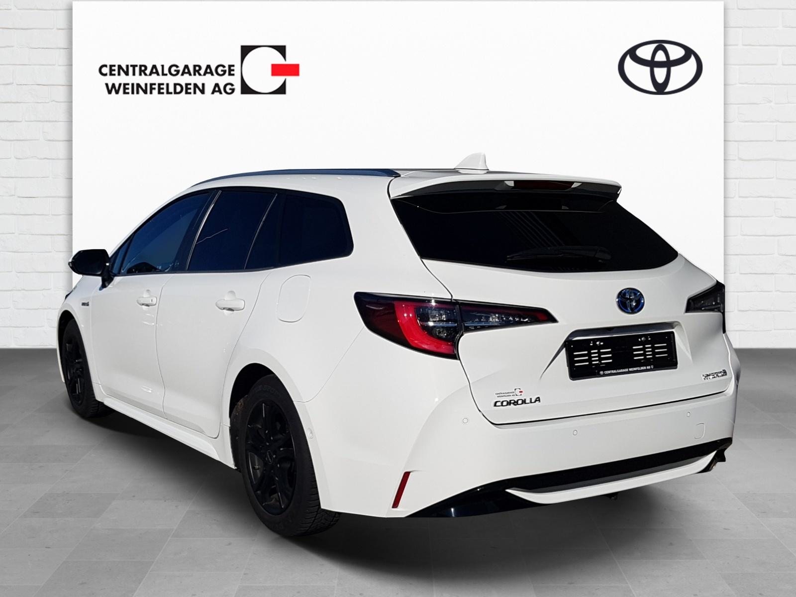 TOYOTA Corolla Touring Sports 2.0 HSD Trend, Full-Hybrid Petrol/Electric, Second hand / Used, Automatic - 2
