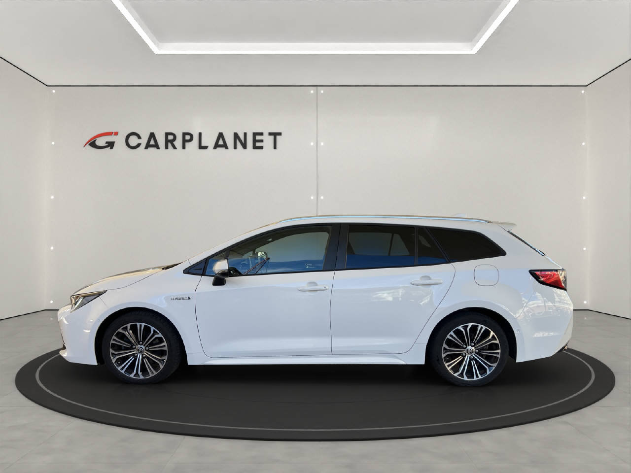 TOYOTA Corolla Touring Sports 2.0 HSD Hybrid Trend, Full-Hybrid Petrol/Electric, Second hand / Used, Automatic - 3