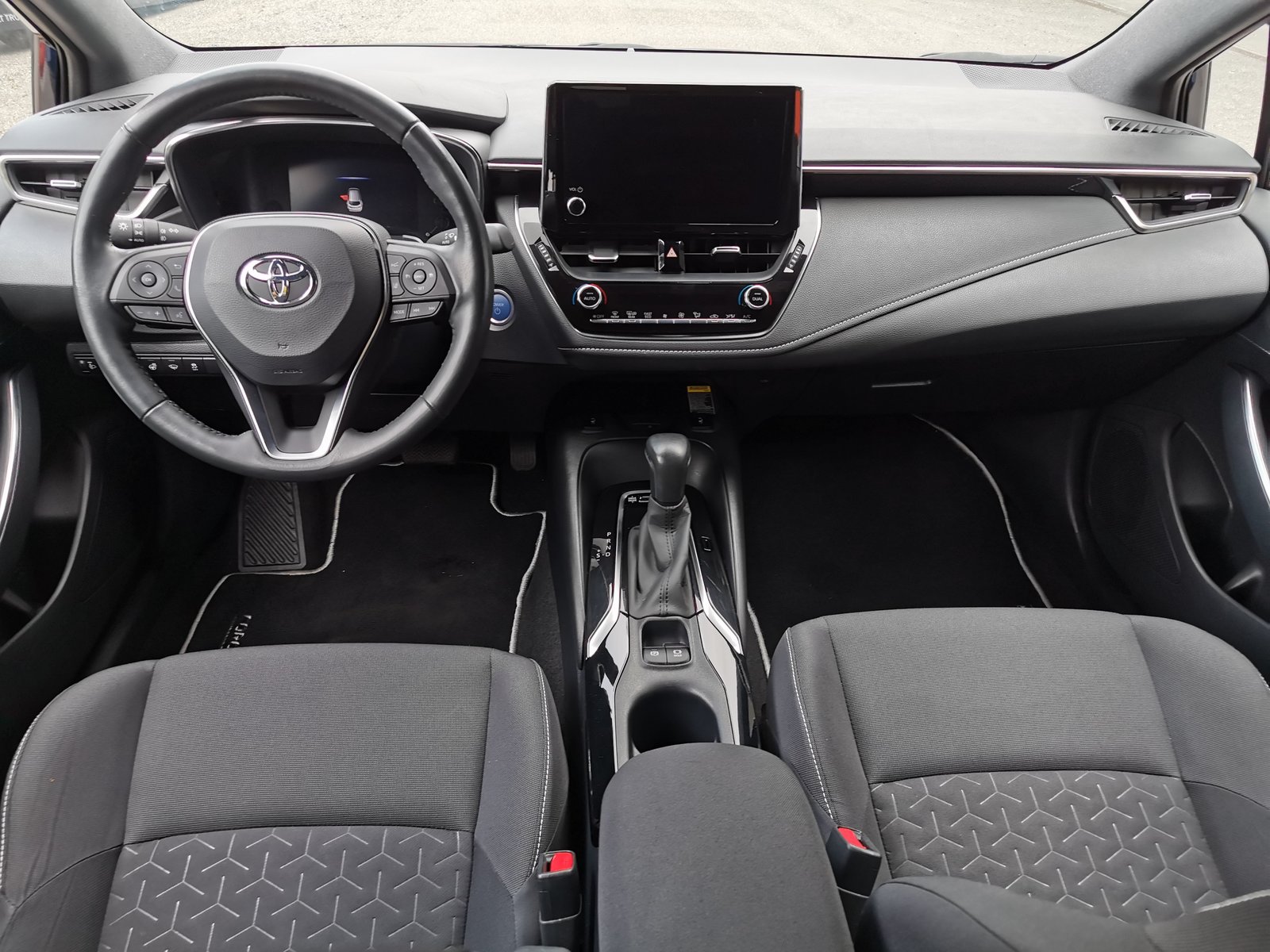 TOYOTA Corolla Touring 2.0 Hybrid, Full-Hybrid Petrol/Electric, Second hand / Used, Automatic - 6