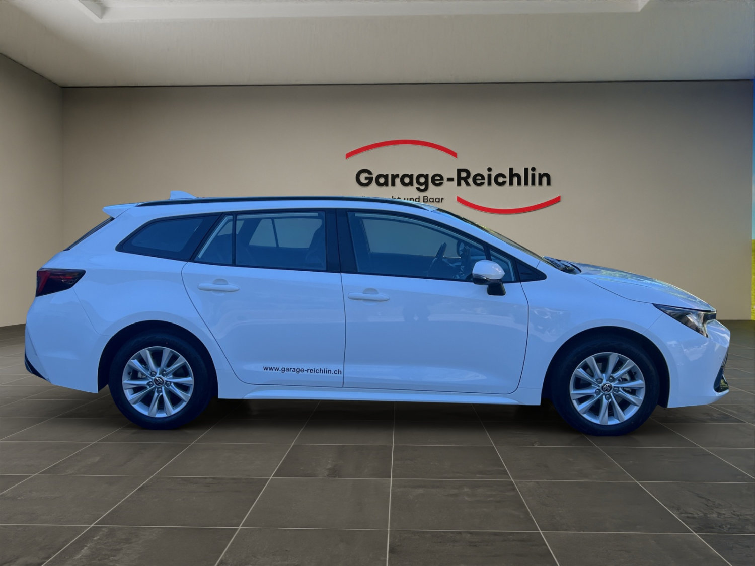 TOYOTA Corolla Touring Sports 1.8 HSD Comfort, Hybride Intégral Essence/Électricité, Occasion / Utilisé, Automatique - 6