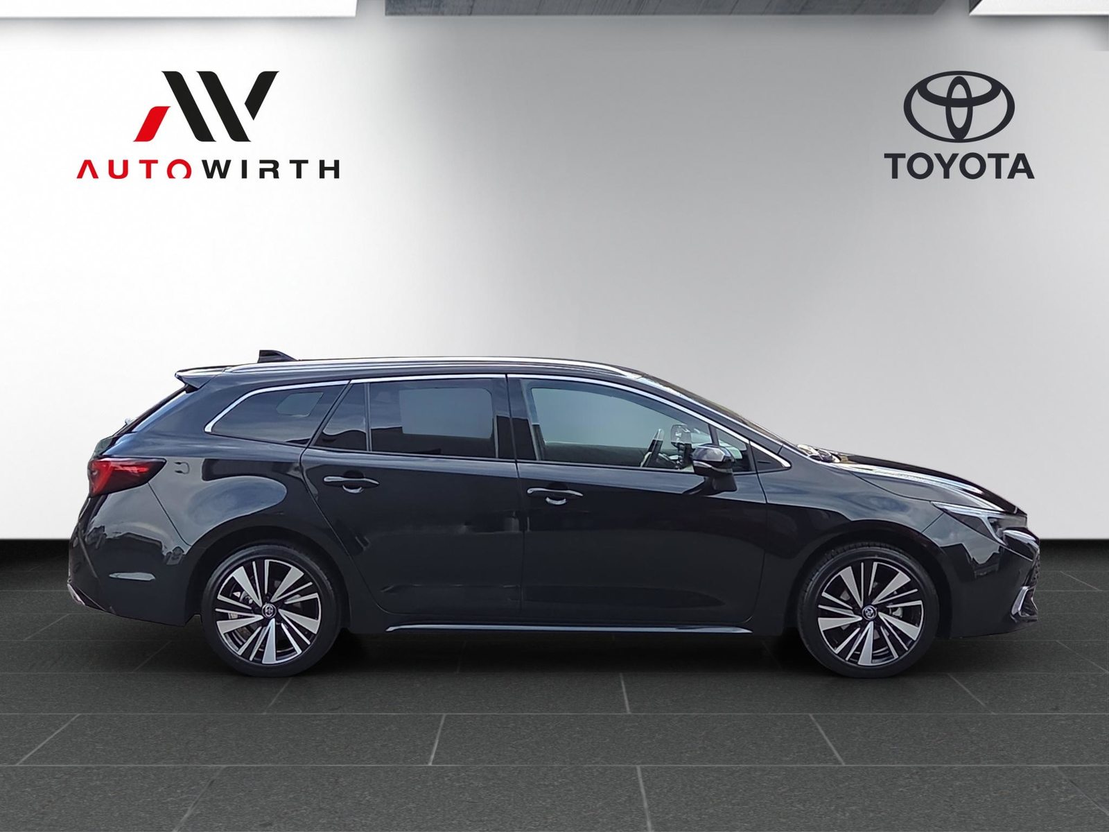 TOYOTA Corolla Touring Sports 1.8 HSD Trend, Voll-Hybrid Benzin/Elektro, Occasion / Gebraucht, Automatik - 4