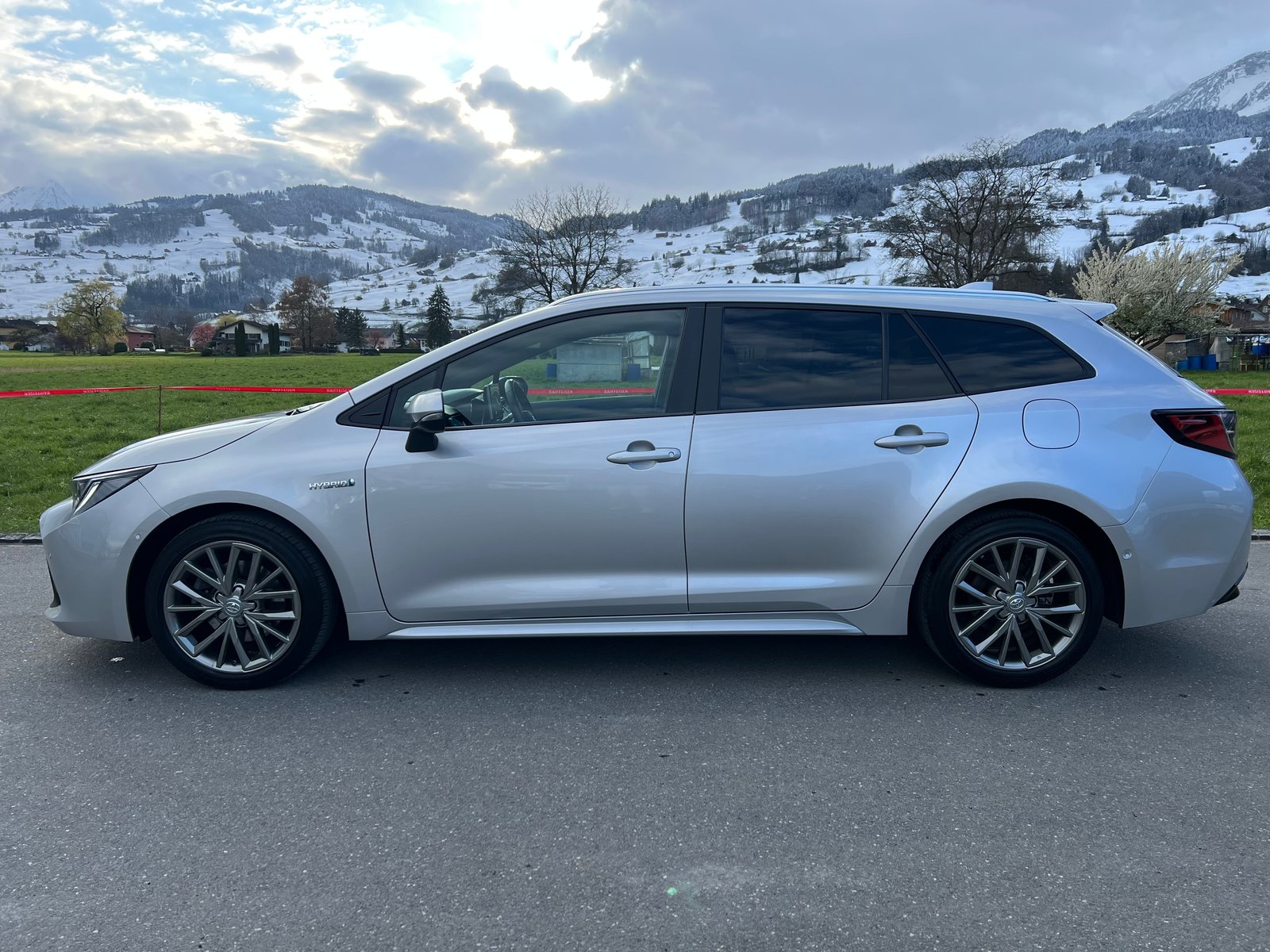 TOYOTA COROLLA Touring Sports 2.0 HSD Premium e-CVT, Hybride Integrale Benzina/Elettrica, Occasioni / Usate, Automatico - 3