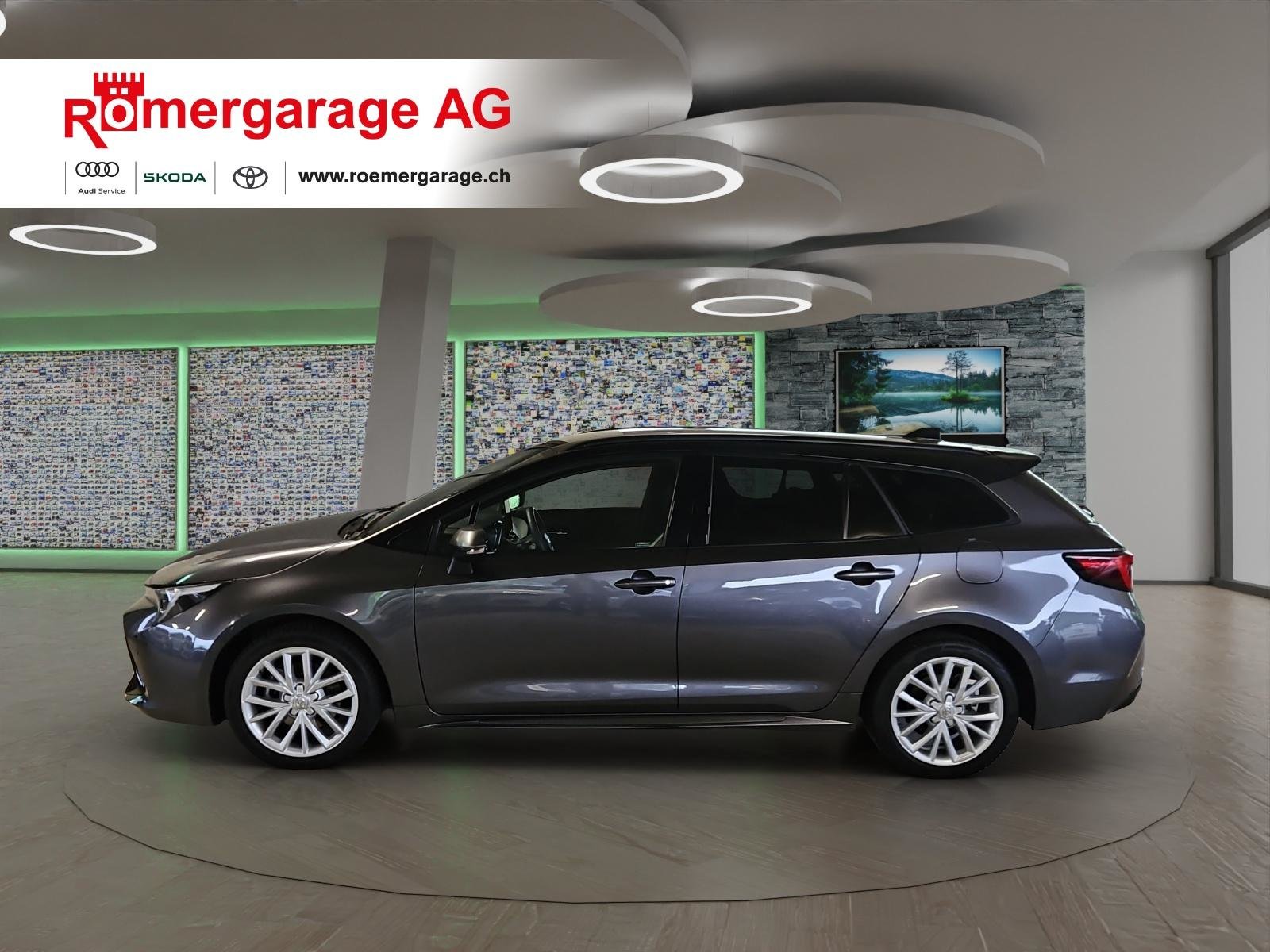 TOYOTA Corolla Touring Sports 2.0 HSD GR Sport, Hybride Intégral Essence/Électricité, Occasion / Utilisé, Automatique - 2