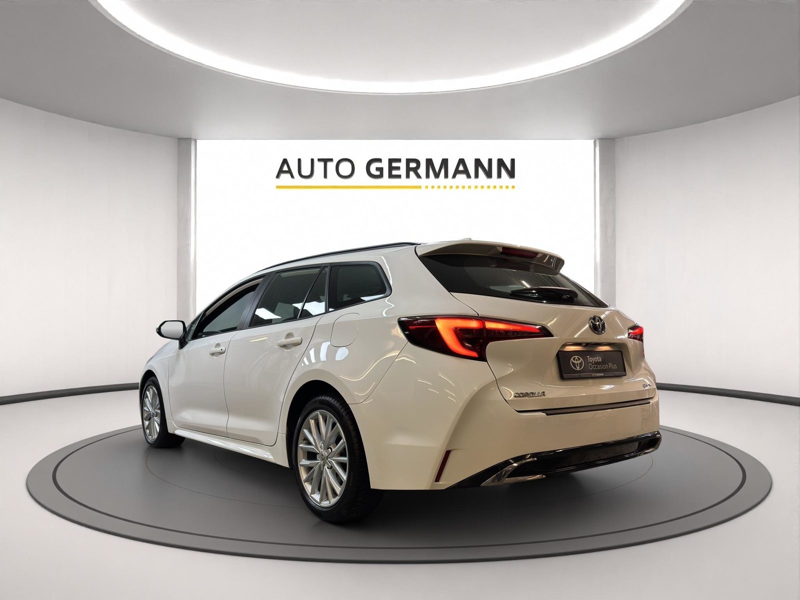 TOYOTA Corolla Touring Sports 1.8 HSD Comfort, Hybride Integrale Benzina/Elettrica, Occasioni / Usate, Automatico - 2