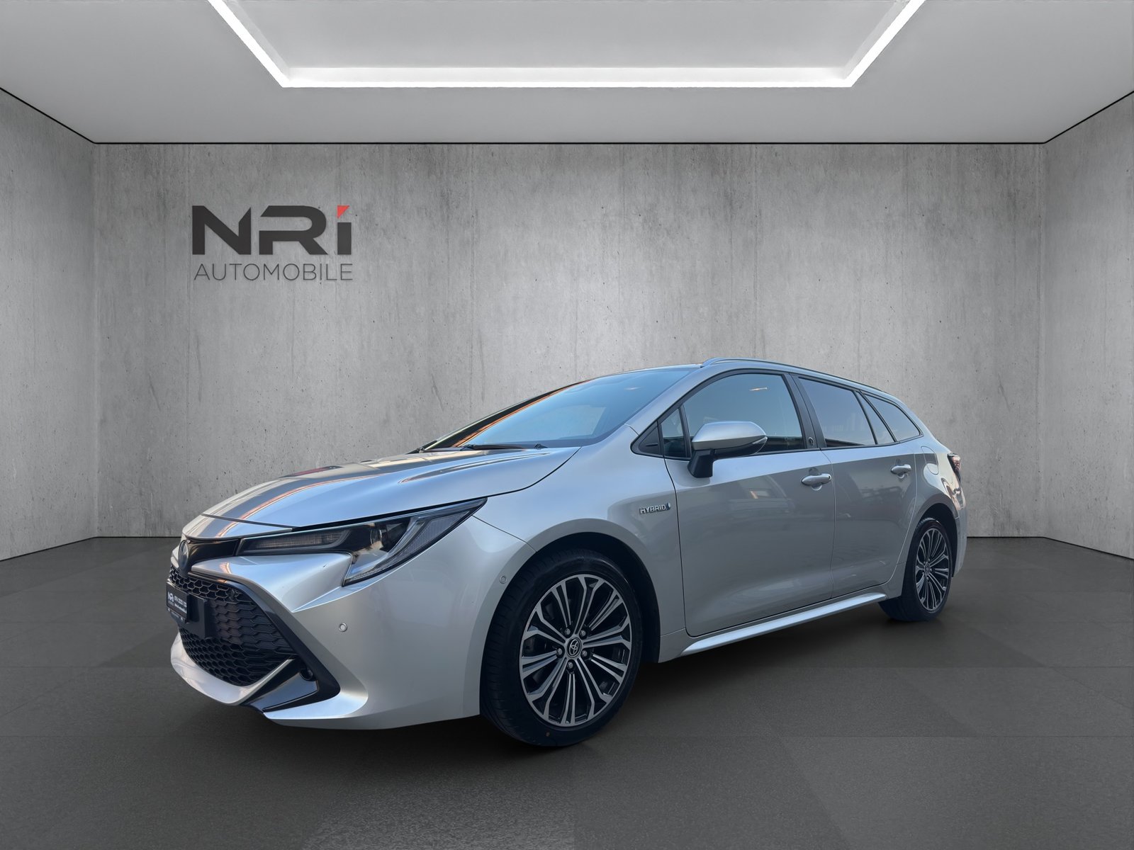 TOYOTA Corolla Touring Sports 2.0 HSD Trend