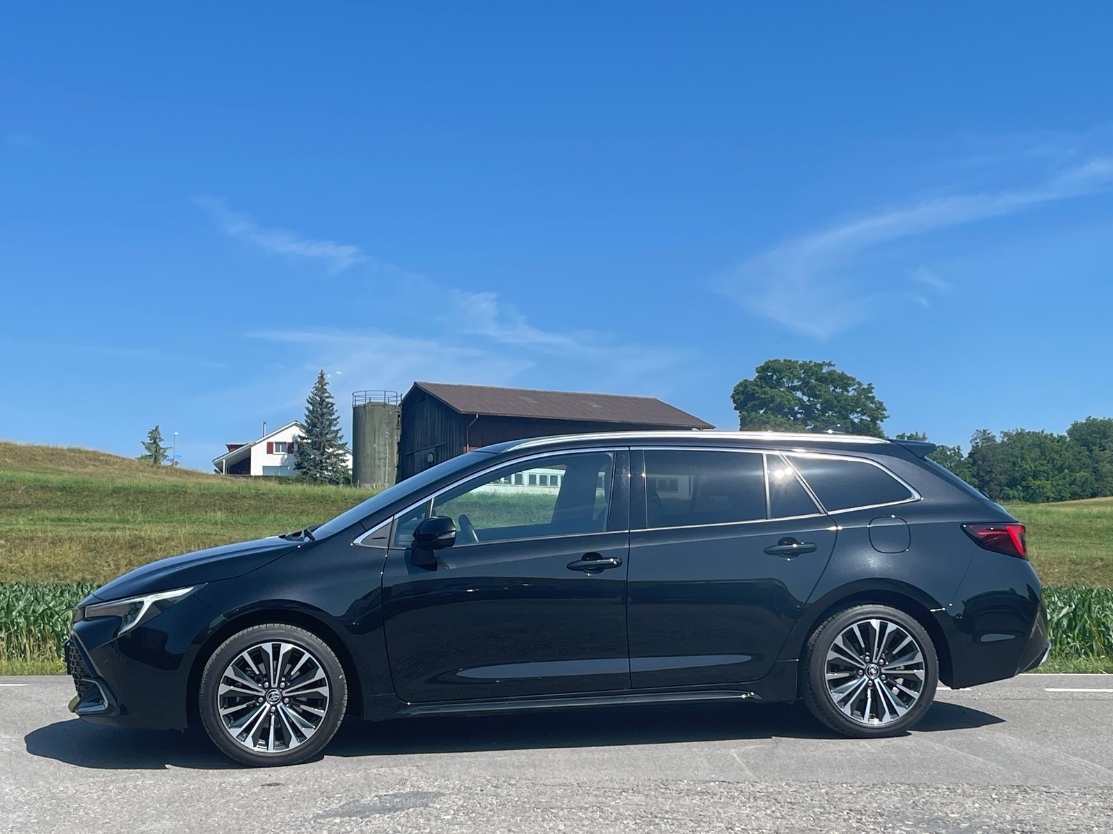 TOYOTA Corolla Touring Sports 2.0 HSD Trend e-CVT, Hybride Integrale Benzina/Elettrica, Occasioni / Usate, Automatico - 2