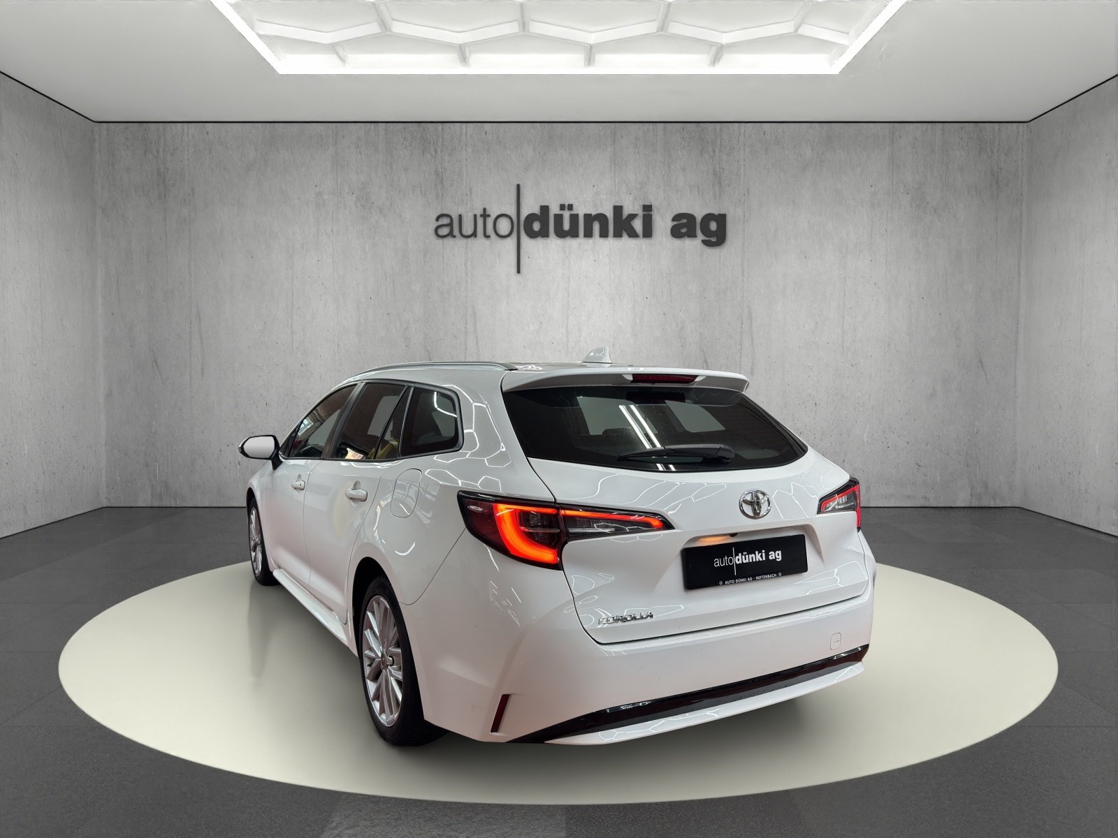 TOYOTA Corolla Touring Sports 1.2 Turbo Comfort, Benzin, Occasion / Gebraucht, Handschaltung - 3