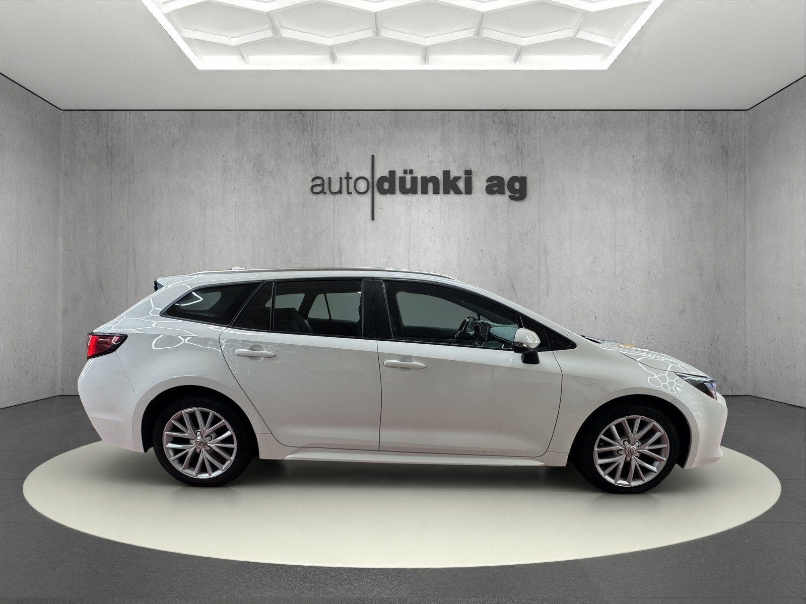 TOYOTA Corolla Touring Sports 1.2 Turbo Comfort, Benzin, Occasion / Gebraucht, Handschaltung - 5